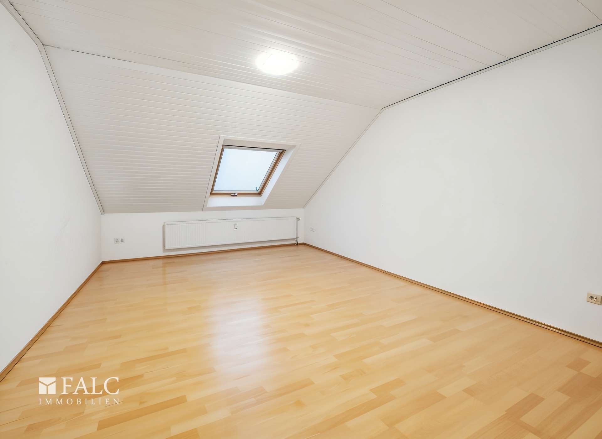 Wohnzimmer (leer, KI-generiert) 